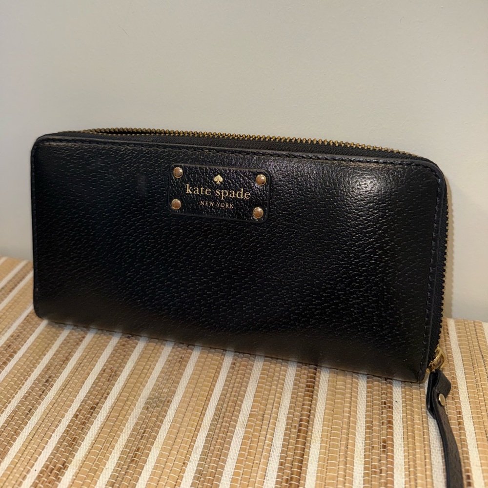 Black Kate Spade Wallet